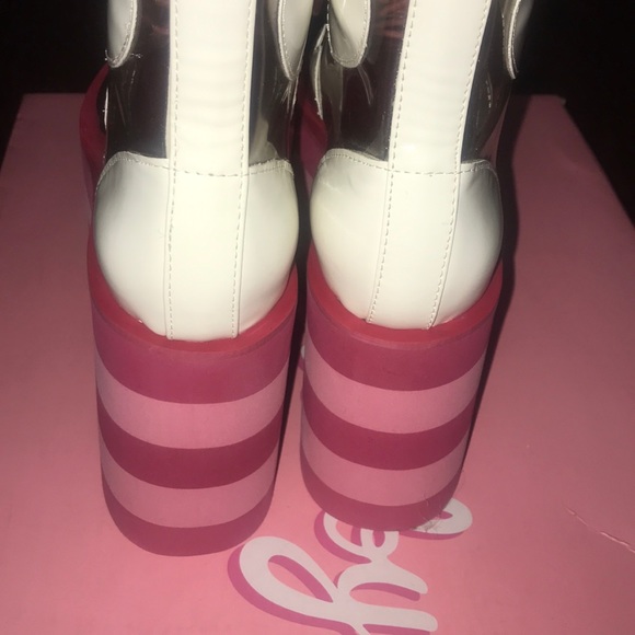 Shoes - Picture 8 of 8